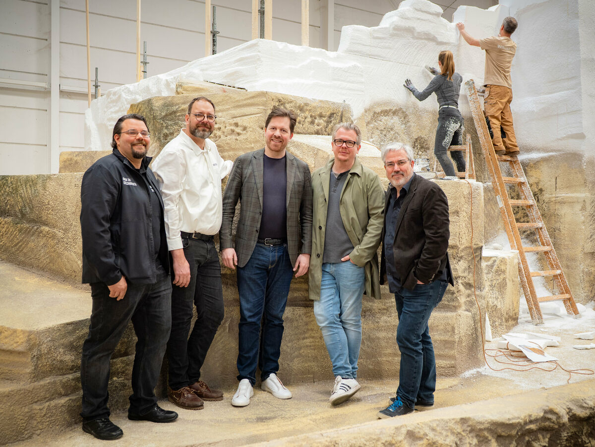 Presserundgang Winter Artservice 2025 v l n r Günther Kittler Stefan Gmainer Daniel Serafin Momme Hinrichs Christopher Winter c Andreas Hafenscher Presserundgang Winter Artservice 2025 v l n r Günther Kittler Stefan Gmainer Daniel Serafin Momme Hinrichs Christopher Winter c Andreas Hafenscher