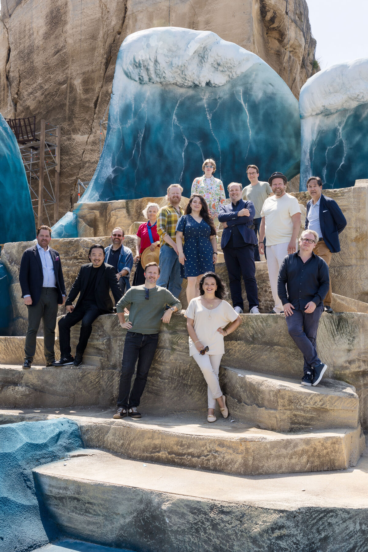Probenstart Der Fliegende Holländer Leading Team Cast c wearegiving klein